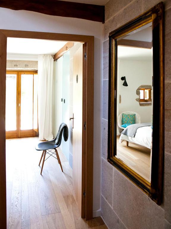 Os Lambrans Guest House Padrón Rom bilde